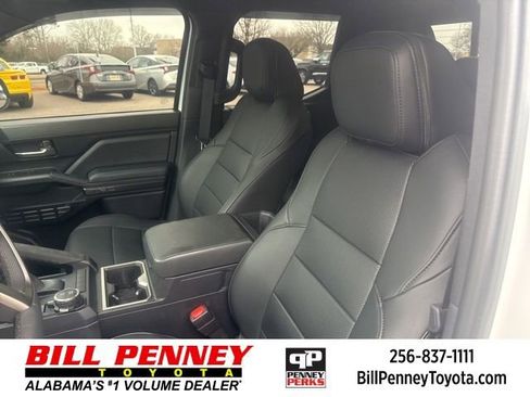 Used 2025 Toyota Tacoma TRD Sport w/ TRD Sport Upgrade Package image 24