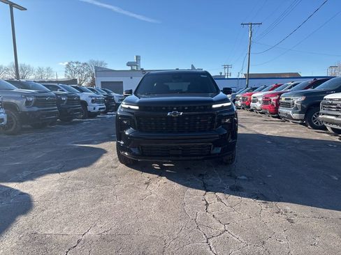 New 2026 Chevrolet Traverse RS w/ LPO, Floor Liner Package image 2
