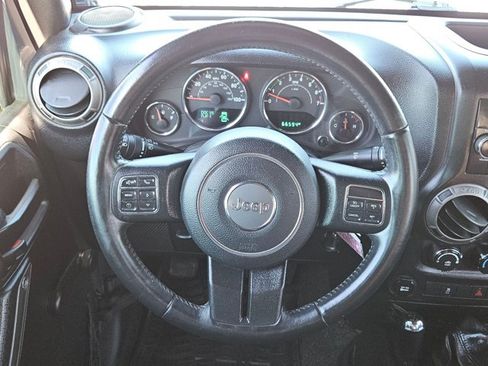 Used 2017 Jeep Wrangler Unlimited Sport w/ Connectivity Group AWD/4WD image 14