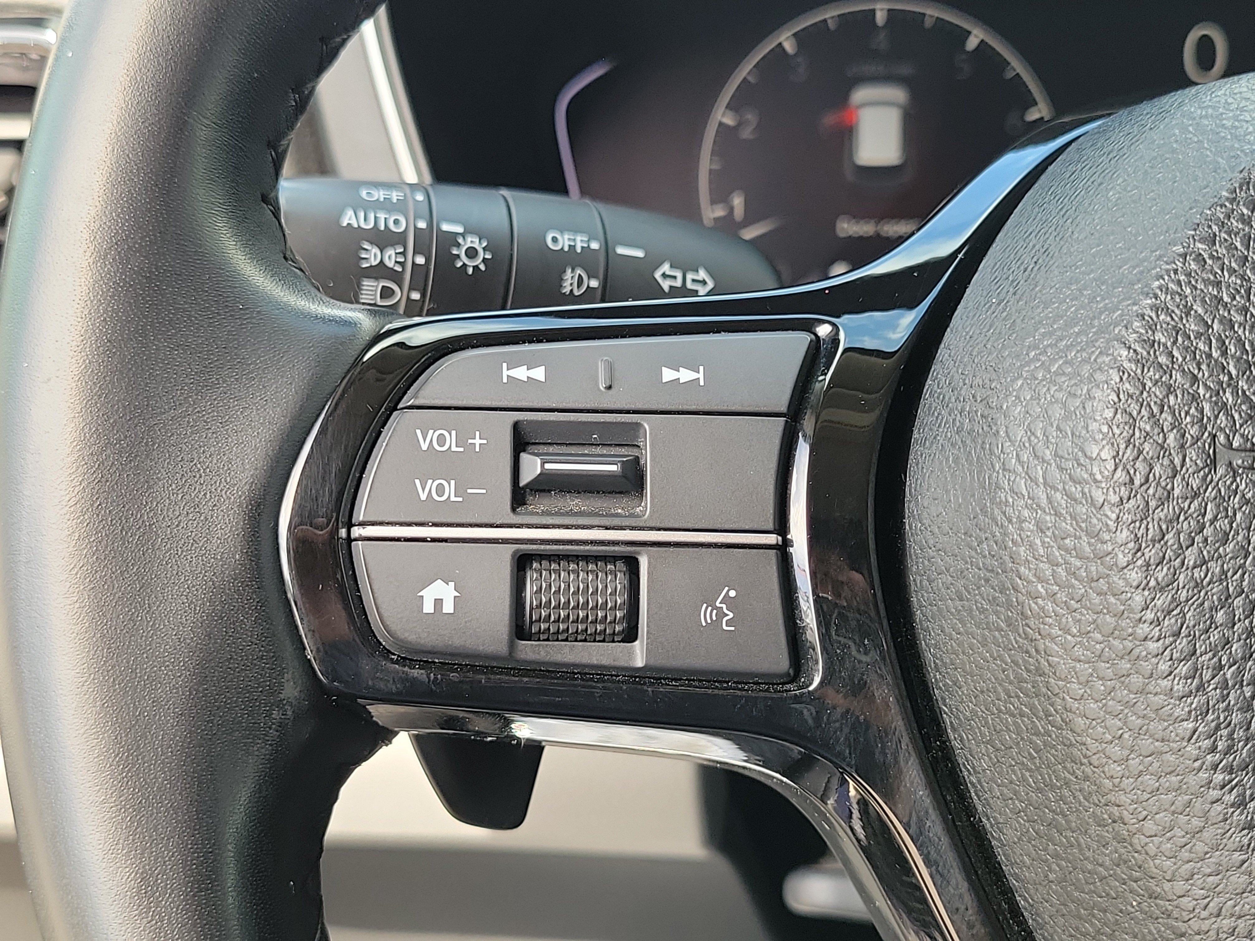 Used 2023 Honda Pilot EX-L image 23