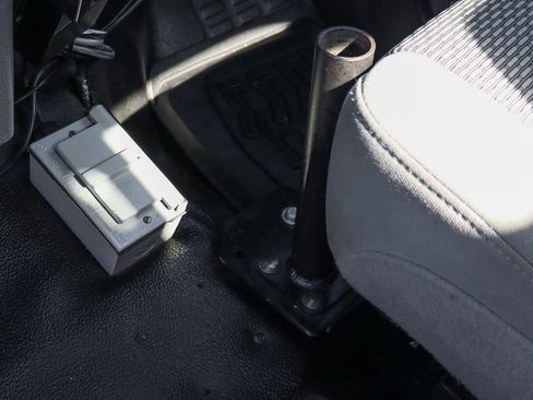 Used 2012 Ford F550 2WD Regular Cab Super Duty w/ PWR Equipment Group image 34