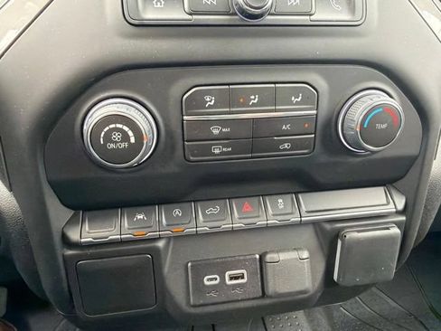 Used 2026 Chevrolet Silverado 1500 Custom AWD/4WD image 59