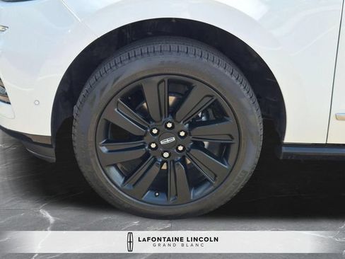 Certified 2024 Lincoln Navigator Reserve AWD/4WD image 36
