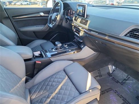 Used 2018 Audi SQ5 Prestige image 27
