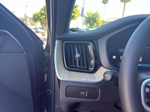 New 2026 Volvo XC60 B5 Core w/ Protection Package image 14