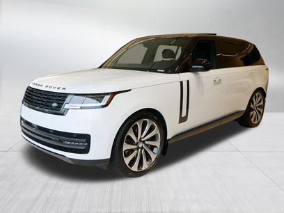 New 2025 Land Rover Range Rover Long Wheelbase SE