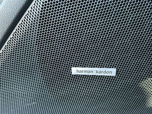 Used 2020 Subaru Forester Touring image 22