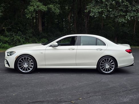 Used 2021 Mercedes-Benz E 53 AMG 4MATIC Sedan image 3