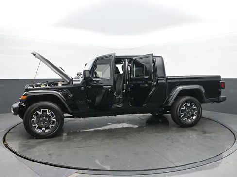 New 2025 Jeep Gladiator Sport w/ Premium Package image 55