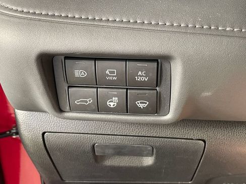 Used 2020 Toyota Highlander Platinum AWD/4WD image 13