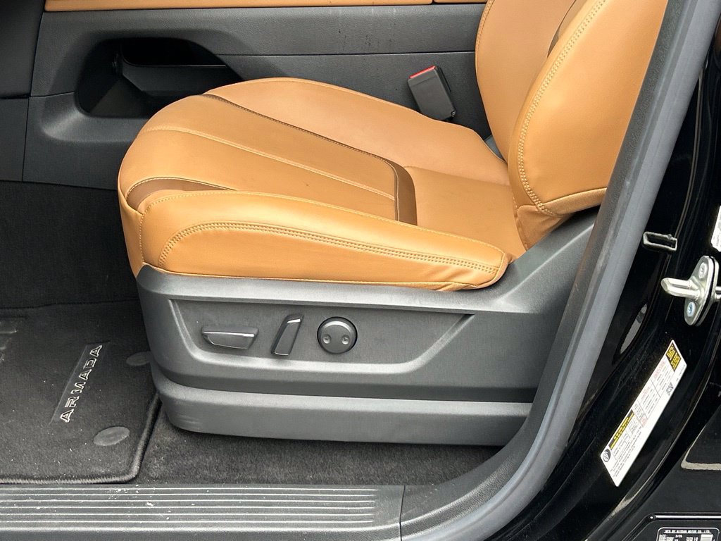 Used 2025 Nissan Armada SL w/ Captain's Chari Seat Package RWD image 17