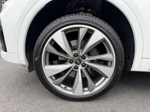 Used 2023 Audi SQ5 Premium Plus w/ Premium Plus Package image 10