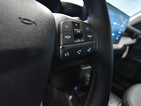 New 2026 Ford Maverick Lariat w/ Black Appearance Package image 10