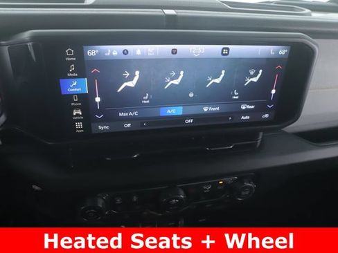 Used 2026 Jeep Wrangler Unlimited Sport AWD/4WD image 4