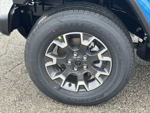 New 2026 Jeep Gladiator Sport AWD/4WD image 8