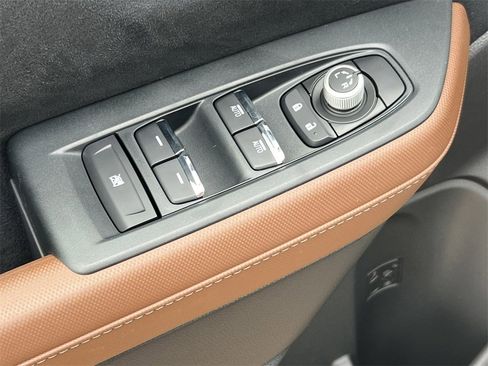 New 2025 Subaru Forester Touring image 15