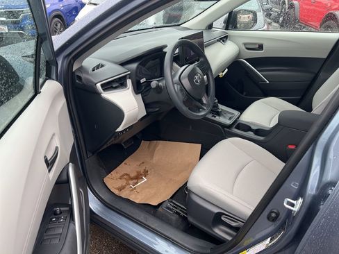 New 2026 Toyota Corolla Cross L image 4