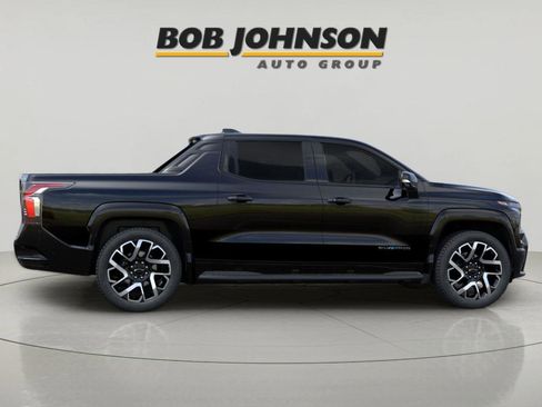 New 2025 Chevrolet Silverado EV RST image 5