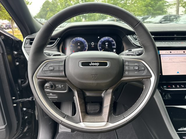 New 2027 Jeep Grand Cherokee L Limited AWD/4WD image 24