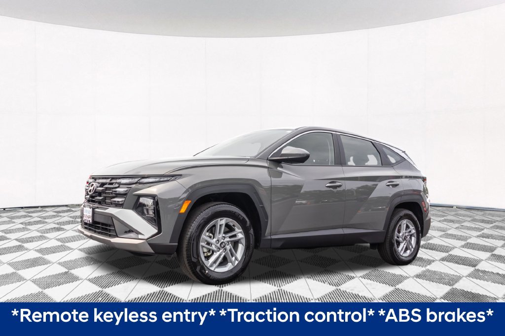 Used 2025 Hyundai Tucson SE AWD/4WD image 6