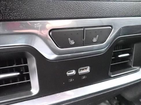 Used 2023 GMC Sierra 1500 SLT w/ SLT Convenience Package AWD/4WD image 11