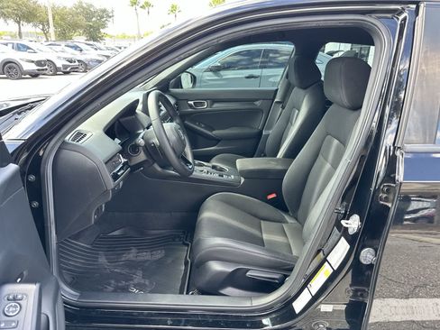 Used 2024 Honda Civic Sport image 2