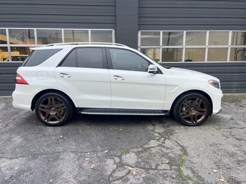 Used 2015 Mercedes-Benz ML 63 AMG 4MATIC image 7