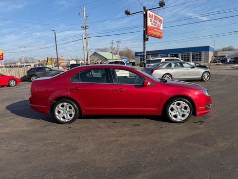 Used 2011 Ford Fusion SE image 5