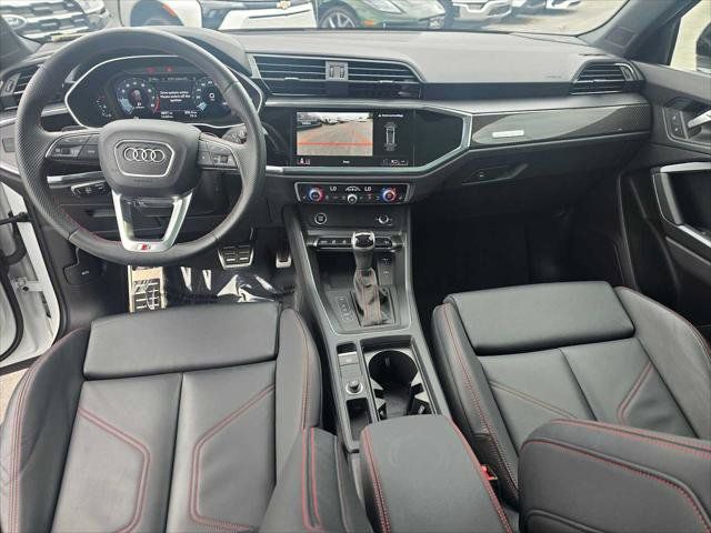 Used 2025 Audi Q3 2.0T Premium Plus w/ Premium Plus Package AWD/4WD image 21