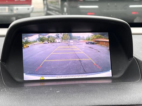 Used 2016 Buick Encore Premium AWD/4WD image 18