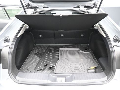 Used 2024 Toyota Prius XLE image 29