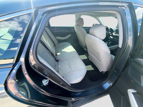Certified 2024 Honda Accord EX image 27
