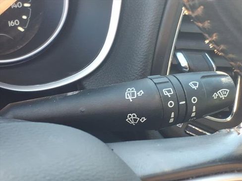 Used 2020 Jeep Compass Latitude image 13