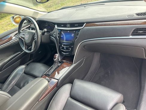 Used 2013 Cadillac XTS Luxury w/ Driver Awareness Package image 21