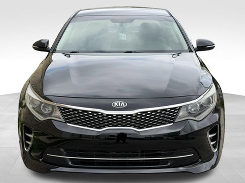 Used 2017 Kia Optima SX image 2