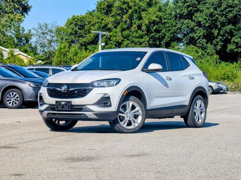 Used 2022 Buick Encore GX Preferred w/ Cold Weather Comfort Package AWD/4WD image 1