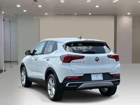 Used 2021 Buick Encore GX Preferred w/ Cold Weather Comfort Package FWD image 3