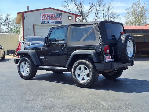 Used 2013 Jeep Wrangler Sport AWD/4WD image 18