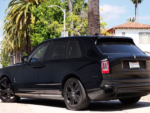 Used 2019 Rolls-Royce Cullinan image 7