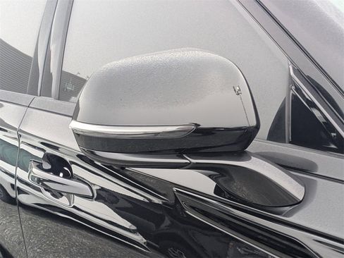 Used 2025 Lincoln Aviator Reserve w/ Equipment Group 201A image 10