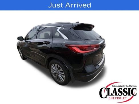 Used 2023 INFINITI QX50 Luxe image 11