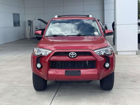 Used 2015 Toyota 4Runner SR5 AWD/4WD image 3
