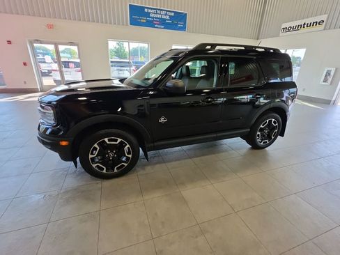 Used 2023 Ford Bronco Sport Outer Banks AWD/4WD image 14