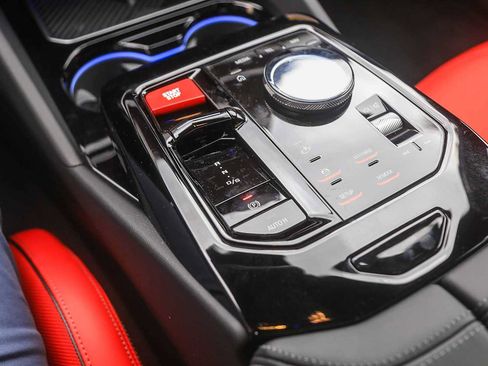 New 2026 BMW M5 w/ Executive Package image 16