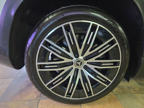 Used 2023 Mercedes-Benz EQE 500 4MATIC SUV image 32