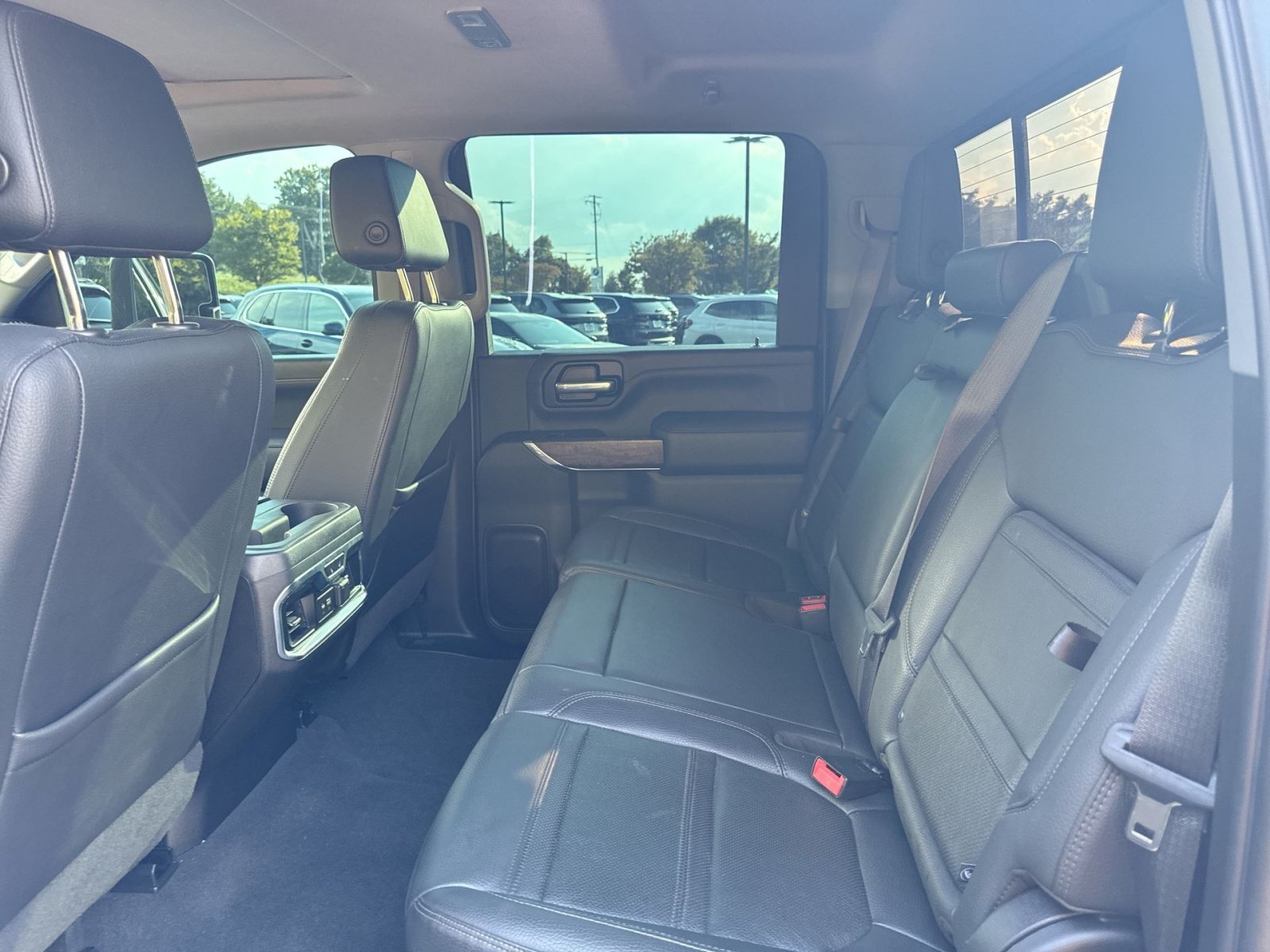 Used 2021 GMC Sierra 2500 Denali w/ Denali Ultimate Package AWD/4WD image 4