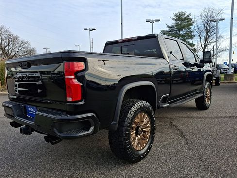 Used 2024 Chevrolet Silverado 2500 ZR2 w/ Snow Plow Prep/Camper Package image 10