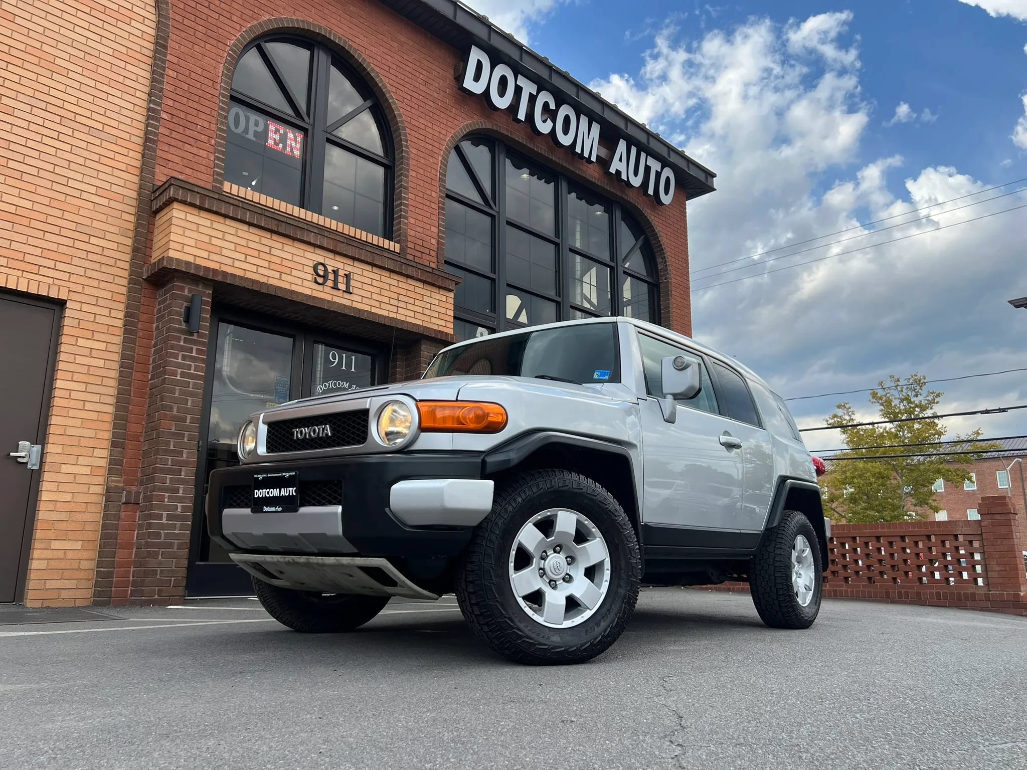 Used 2008 Toyota FJ Cruiser 4WD image 3