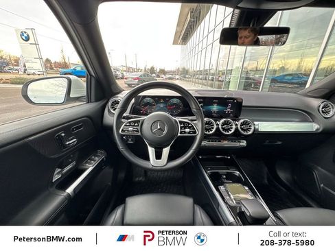 Used 2022 Mercedes-Benz GLB 250 4MATIC image 14