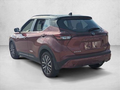 Used 2023 Nissan Kicks SR w/ SR Premium Package image 7